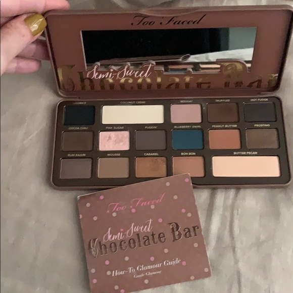 Too faced - Picture 3 of 3